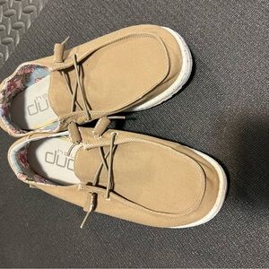 Hey Dude shoes